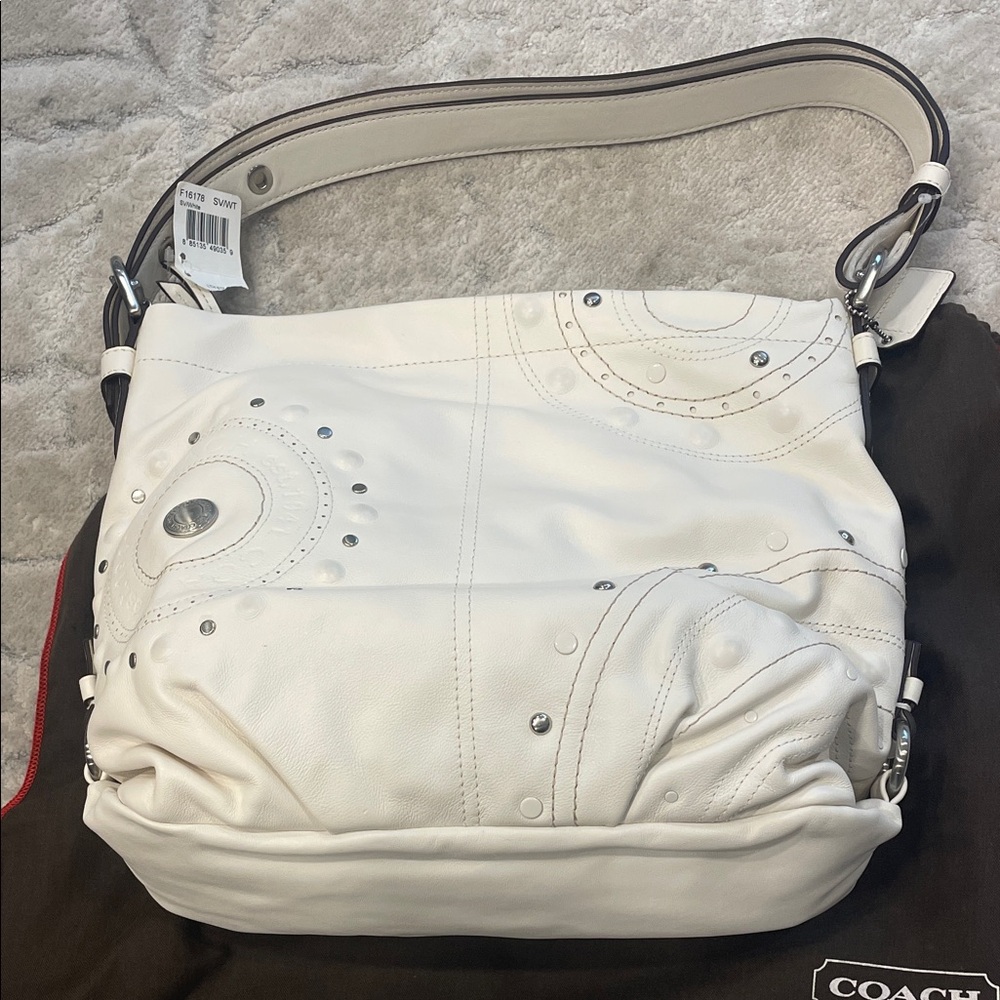 New vintage Coach White Studded Leather Shoulder Bag